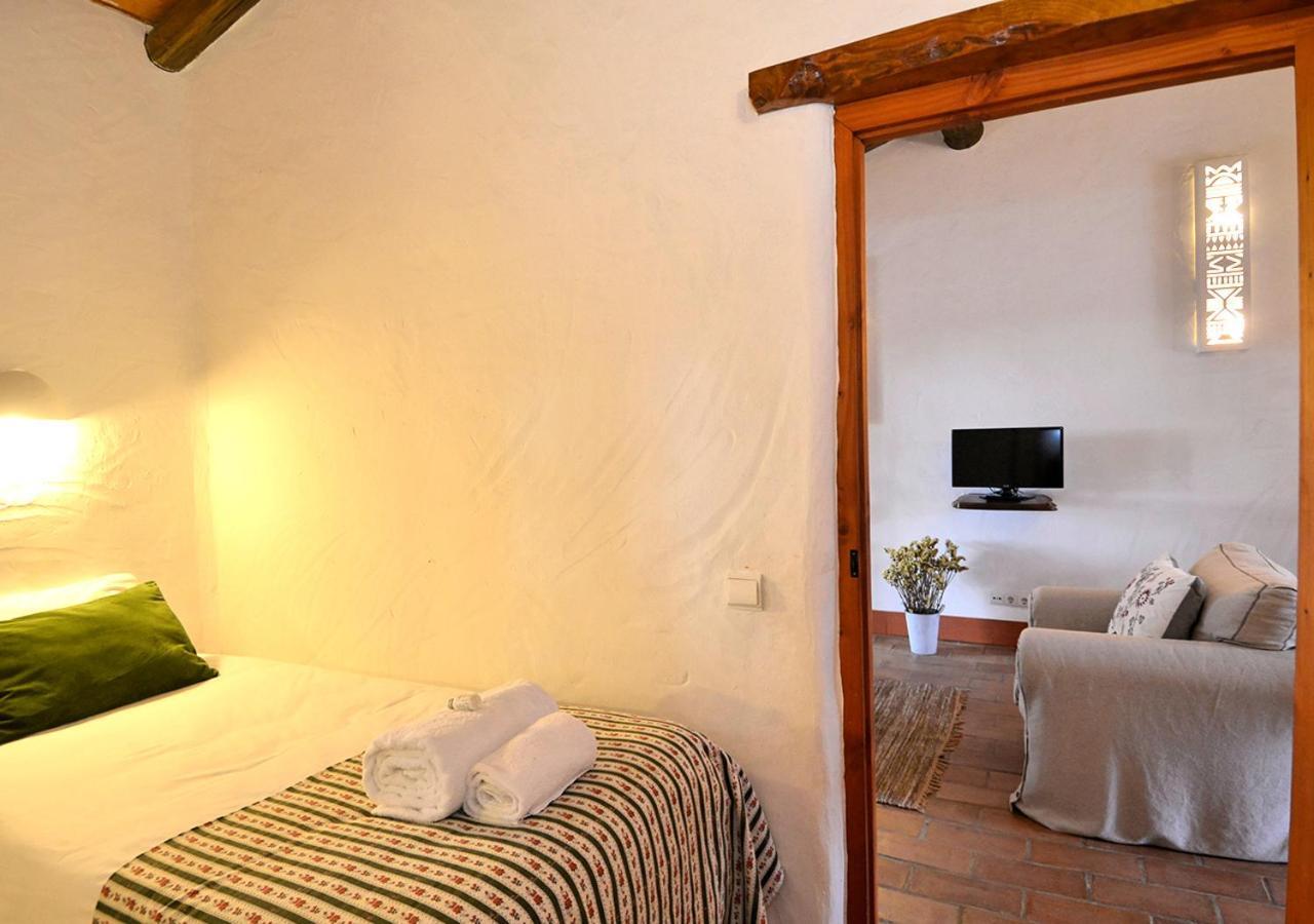 Hostal Cerro Da Fontinha São Teotónio Habitación foto