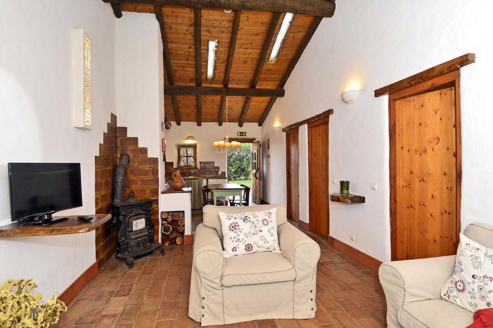 Hostal Cerro Da Fontinha São Teotónio Exterior foto