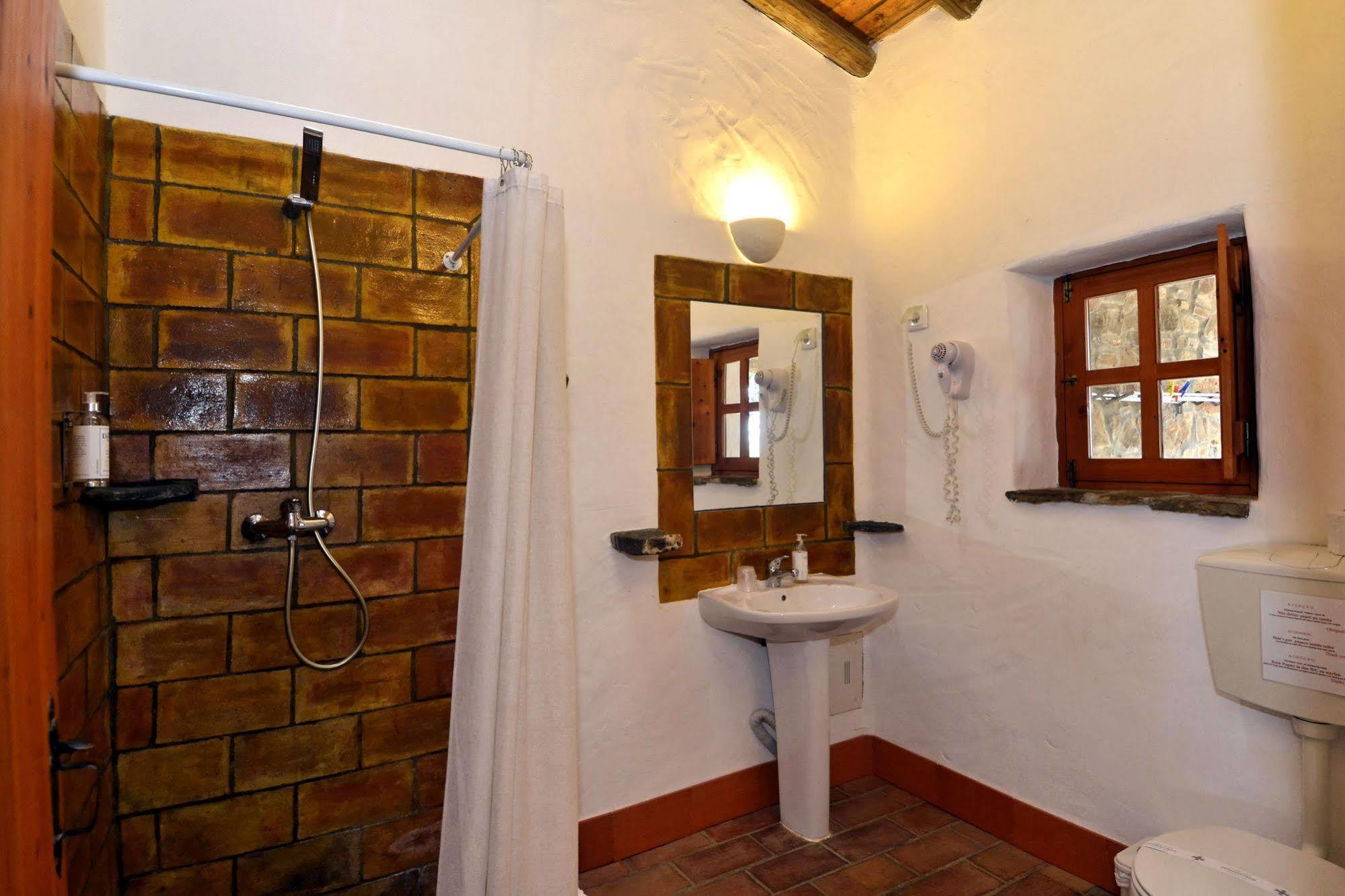 Hostal Cerro Da Fontinha São Teotónio Exterior foto