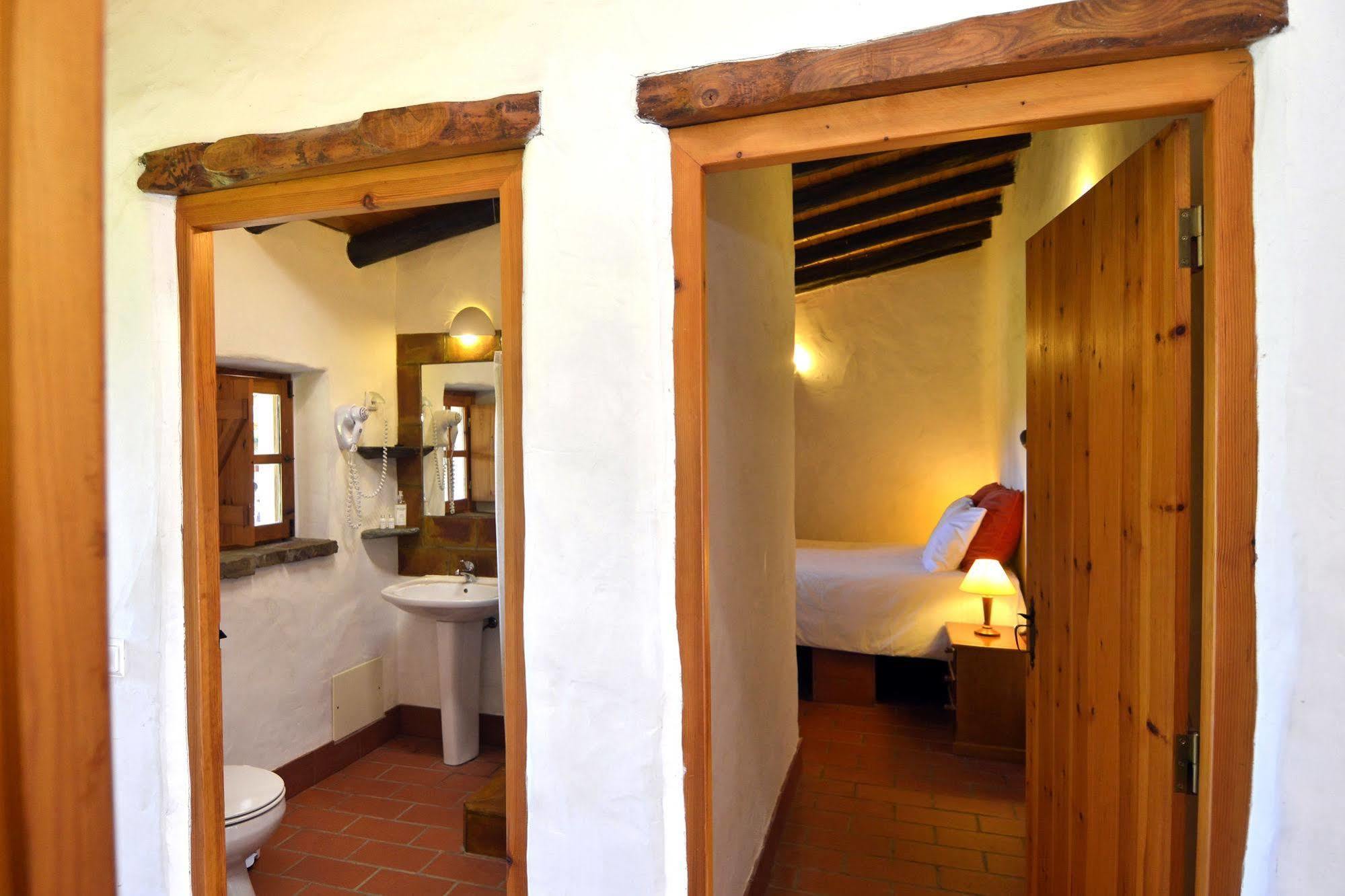 Hostal Cerro Da Fontinha São Teotónio Exterior foto